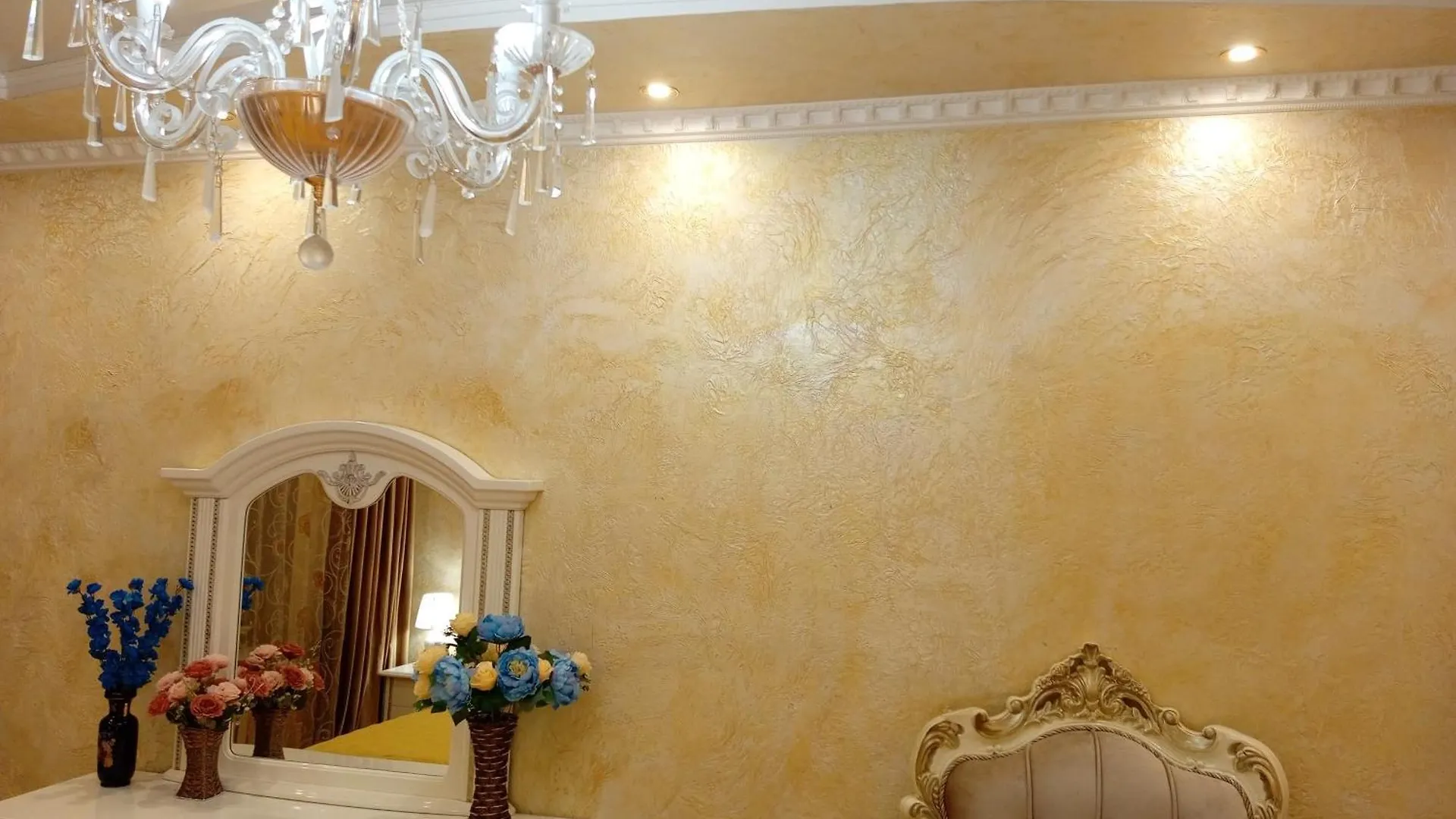 3 Rooms Of The Sun Almaty Appartement