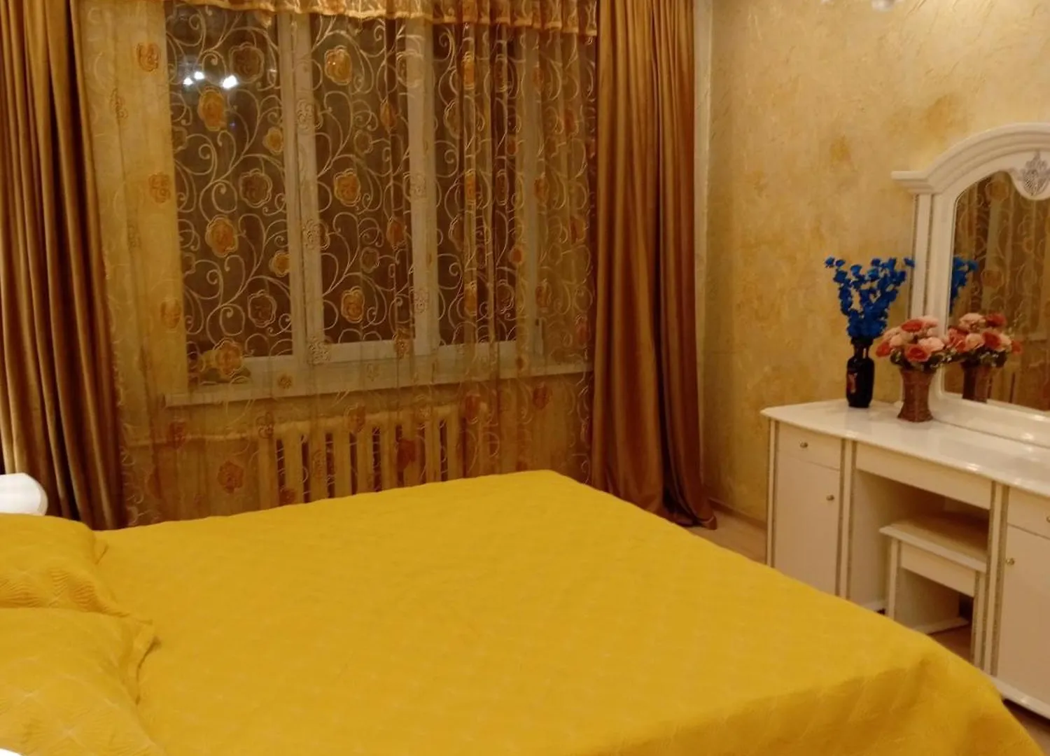 Appartement 3 Rooms Of The Sun Almaty Kazakhstan